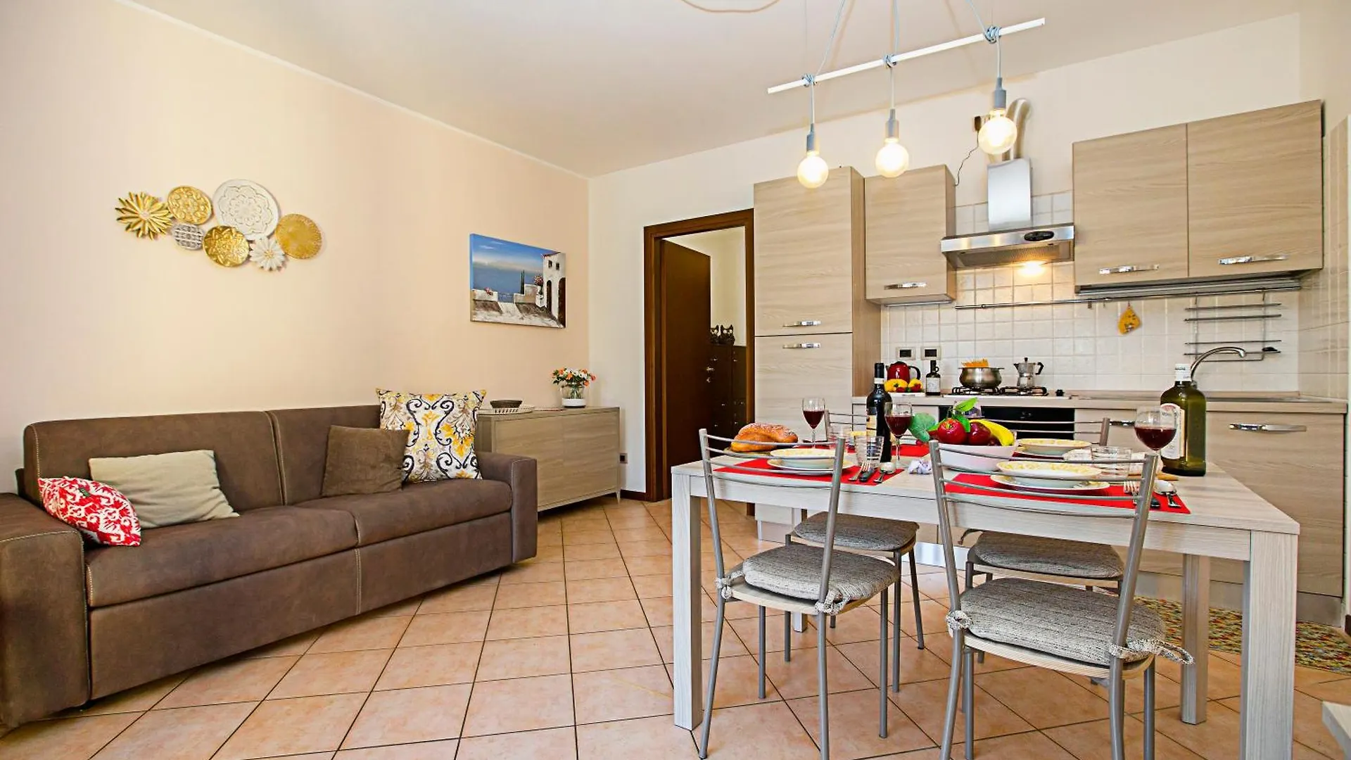Borgo Degli Ulivi Shared Pool - 200M Lake - Happy Rentals Toscolano Maderno Apartment